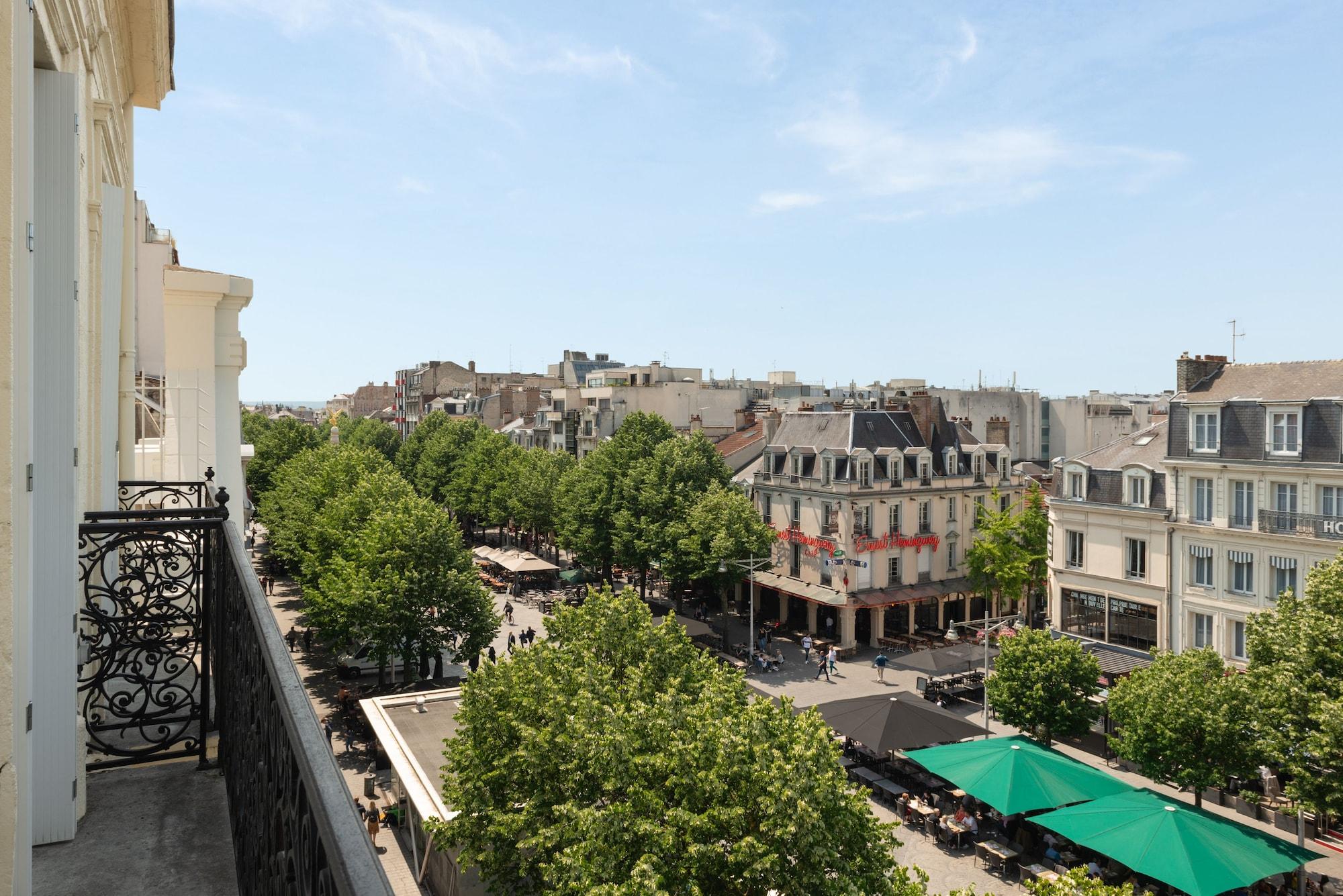 Hotel Bristol Reims Eksteriør bilde