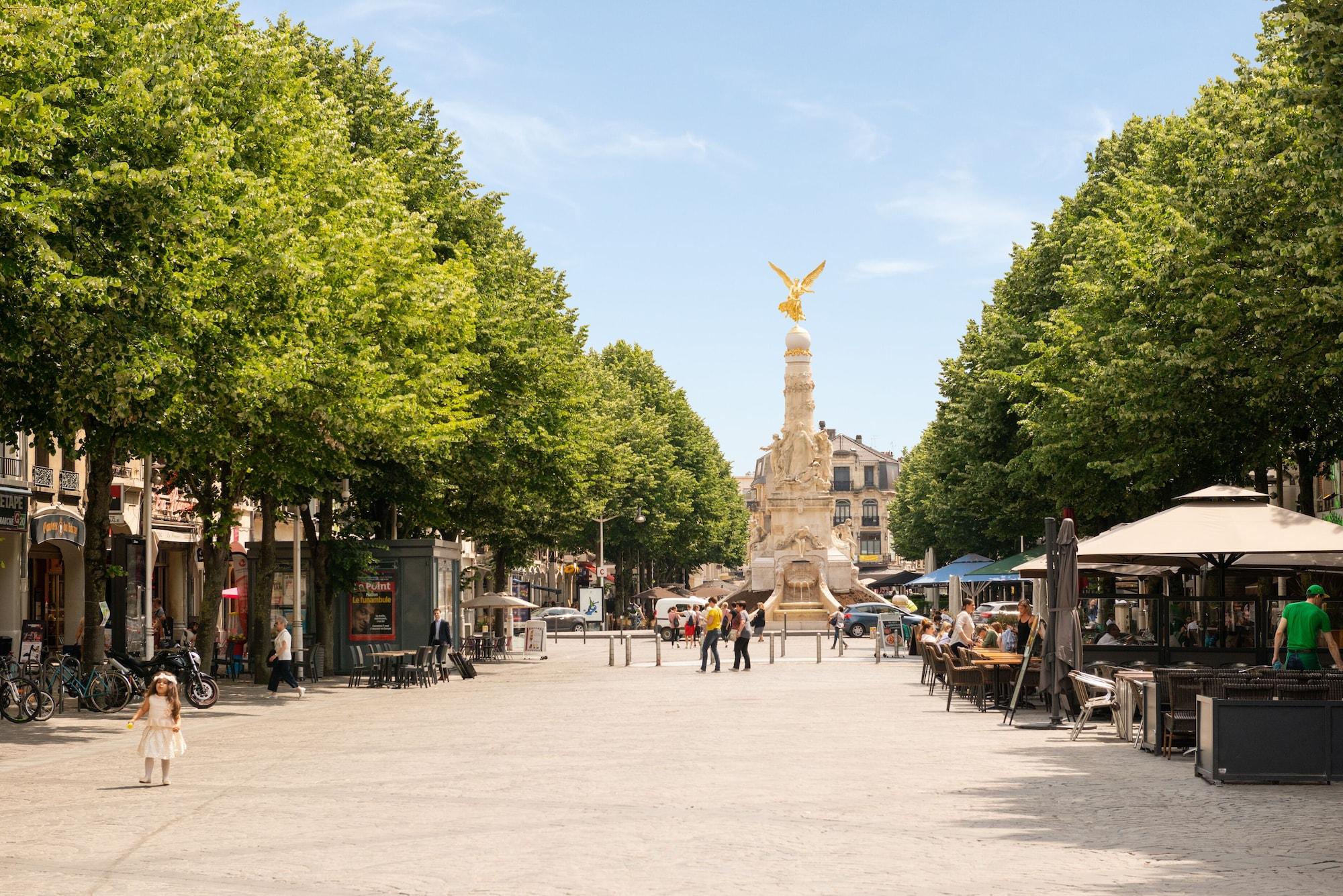 Hotel Bristol Reims Eksteriør bilde